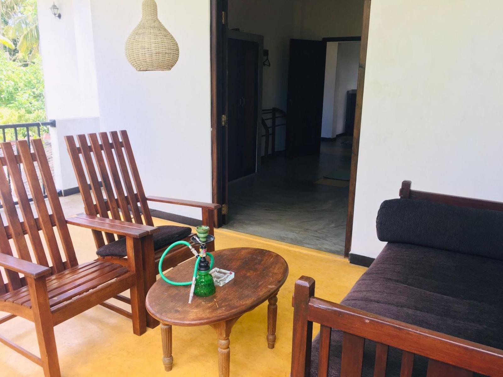 Om Villa Хіккадува Екстер'єр фото