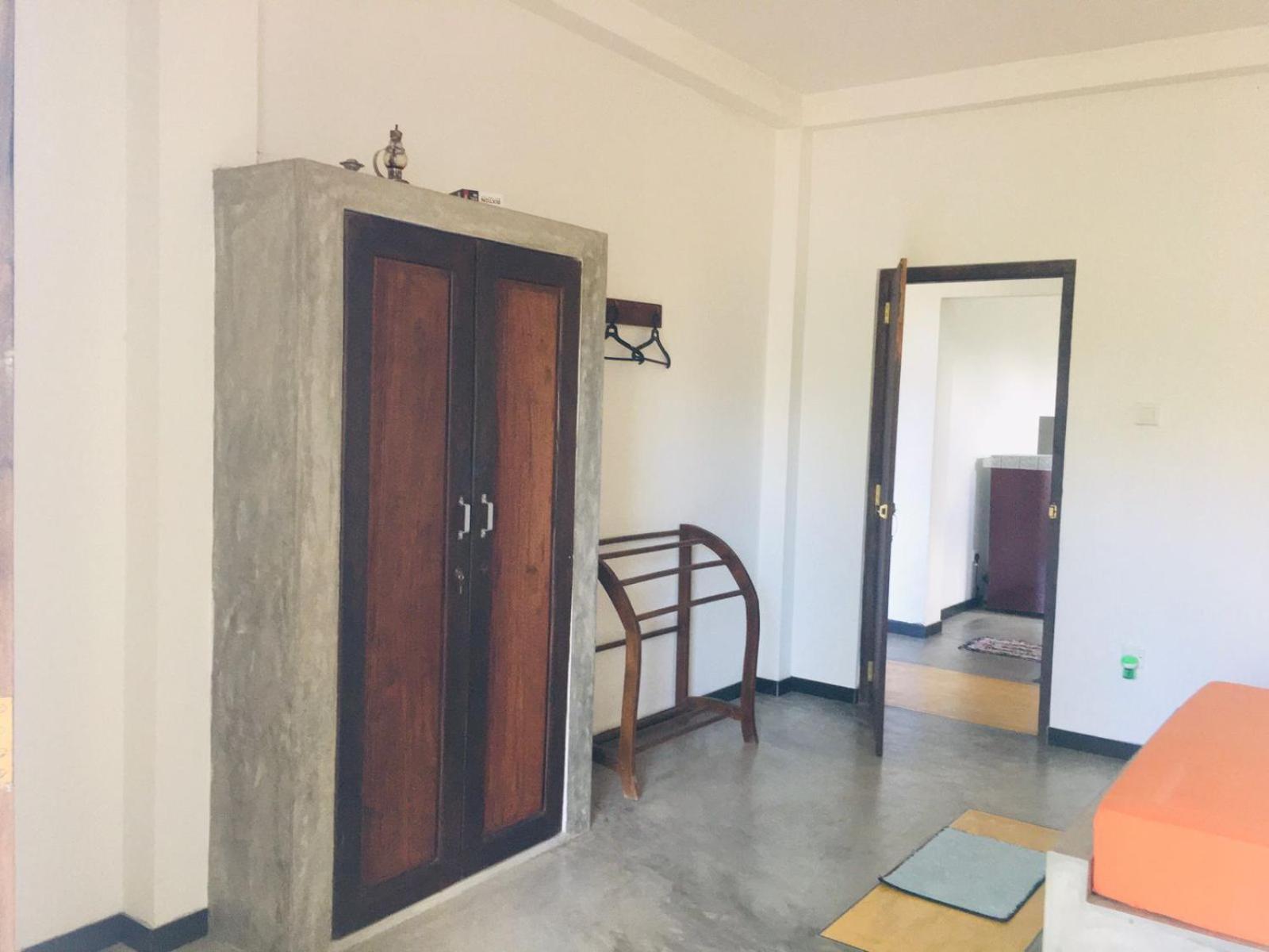 Om Villa Хіккадува Екстер'єр фото